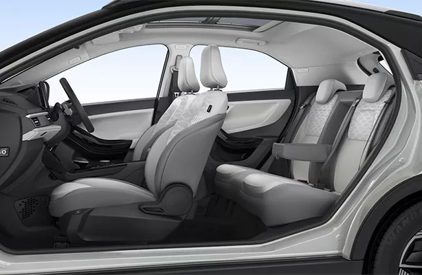 60:40 Rear Seats and Centre Armrest