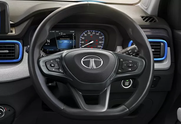 D-Cut steering wheel